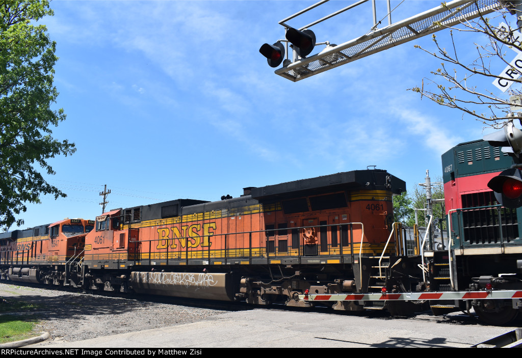 BNSF 4061 6547